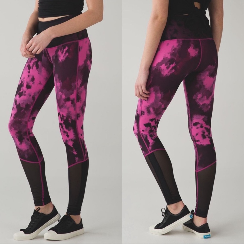 LULULEMON EUC Sweaty Endeavor Tights/Leggings-Raspberry & Black size 6